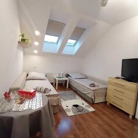 Πανσιόν Varzob Βαρσοβία