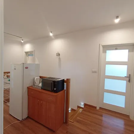 Πανσιόν Varzob Βαρσοβία