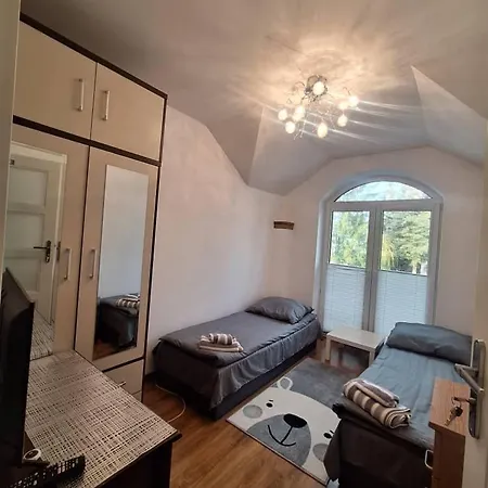 Guest house Varzob Warsaw