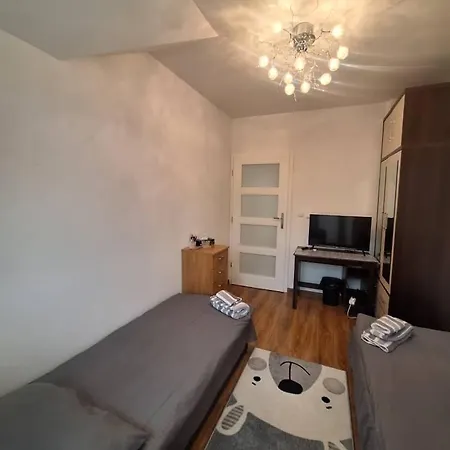 Varzob Guest house Warsaw