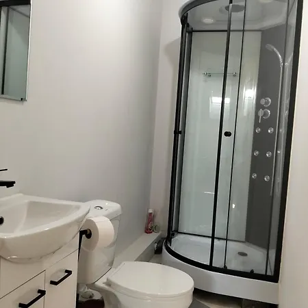 بيت ضيافة Varzob وارسو